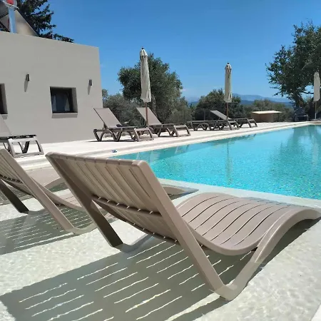 Nirikos Campsite Spasmeni Vrisi