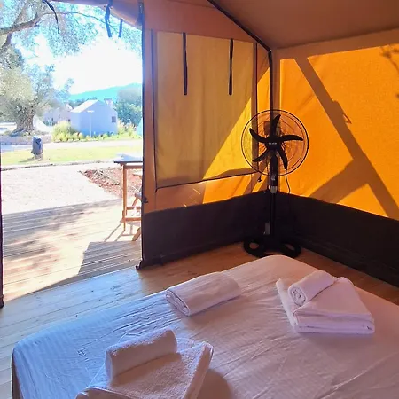 Campsite Nirikos