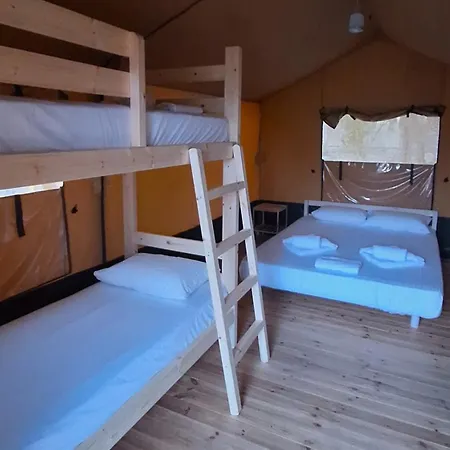 Nirikos Campsite Spasmeni Vrisi