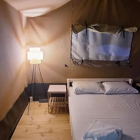 Nirikos Campsite