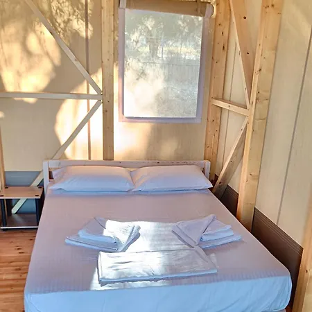 Nirikos Campsite