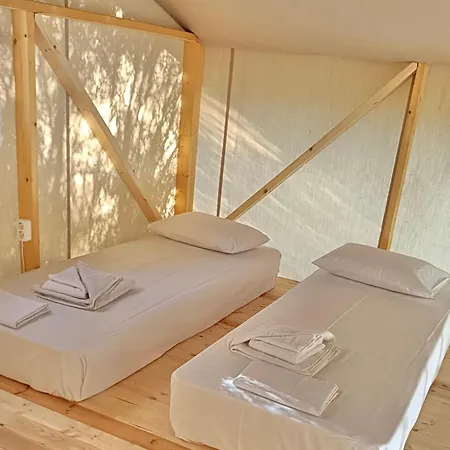 Campsite Nirikos *