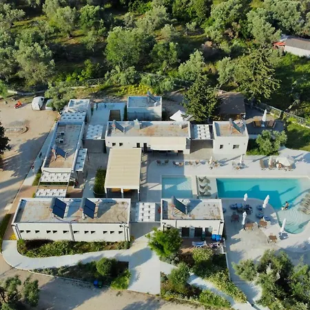 Camping Nirikos Spasmeni Vrisi