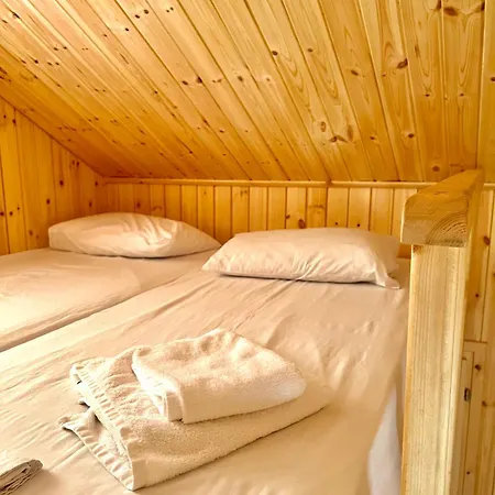 Camping Nirikos Spasmeni Vrisi