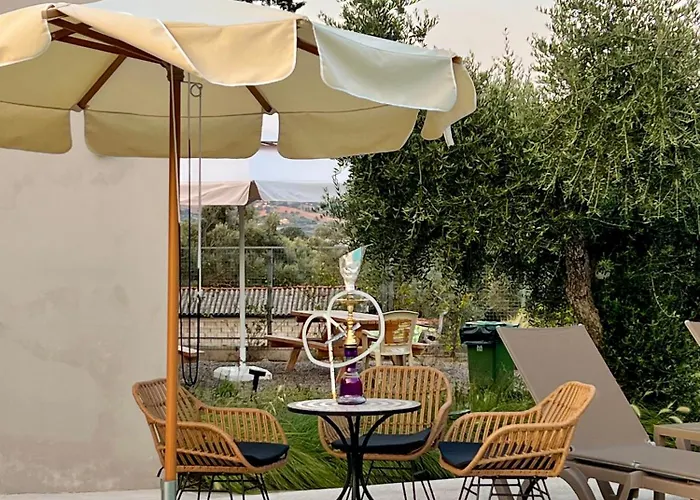 Nirikos Spasmeni Vrisi