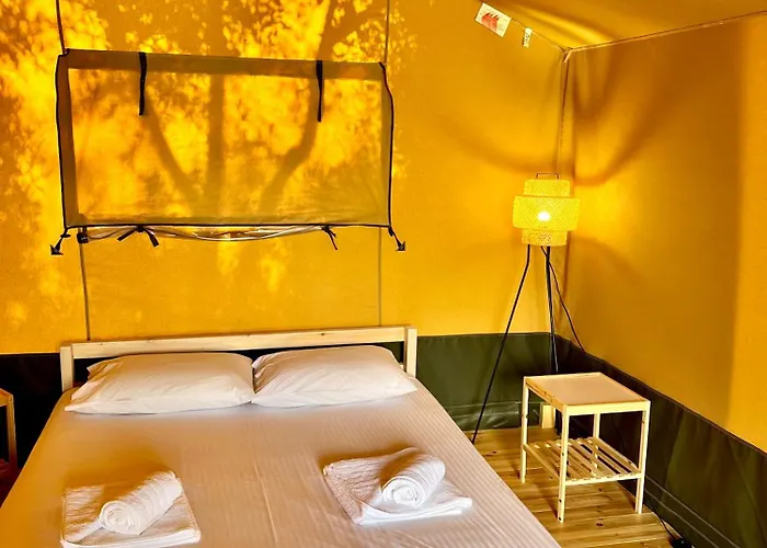 Nirikos Campsite Spasmeni Vrisi